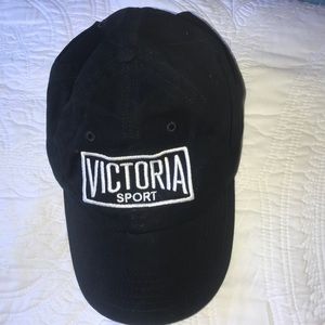 black Victoria’s Secret SPORT HAT